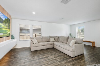 11927 Silver Pass, San Antonio, TX 78254 - photo 4