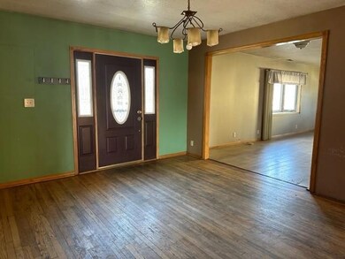 2801 E Douglas Ave, Des Moines, IA 50317 - photo 7