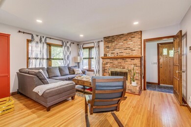 3807 Hubbard Ave N, Robbinsdale, MN 55422 - photo 7