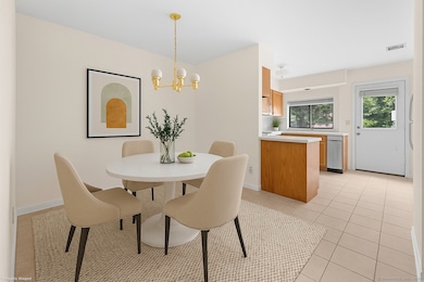 198 Brittany Farms Rd unit D, New Britain, CT 06053 - photo 4