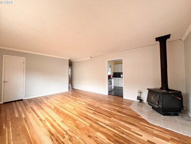 246 N Humbolt St, Canyon City, OR 97820 - photo 6