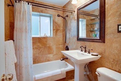 39 Westgate Rd unit 4, Chestnut Hill, MA 02467 - photo 4