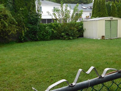 208 Fairbanks Ave, Staten Island, NY 10306 - photo 3