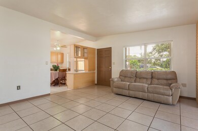 530 Capri Rd-16