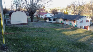 1570 Chuckey Hwy-24