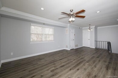 356 Lake Pointe Dr, Middle Island, NY 11953 - photo 3