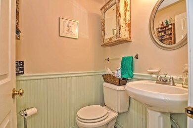 9 Country Side Rd, Bellingham, MA 02019 - photo 7