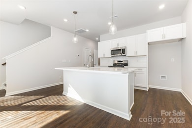 9715 Misenheimer Rd, Charlotte, NC 28215 - photo 7