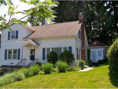 278 Cherry St, Holyoke, MA 01040 - photo 2