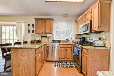 4020 Blue Slate Dr, Alexandria, VA 22306 - photo 7