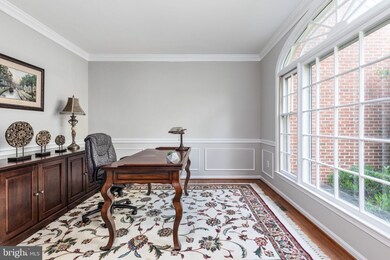 5360 Chandley Farm Cir, Centreville, VA 20120 - photo 4