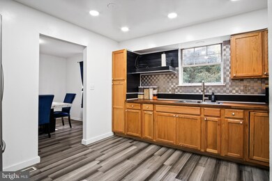 10051 Marguerita Ave, Glenn Dale, MD 20769 - photo 7