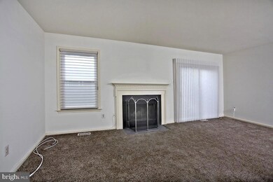 61 Piccadilly Cir, Doylestown, PA 18901 - photo 2