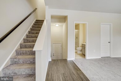 4003 Bradys Hill Rd, Triangle, VA 22172 - photo 5