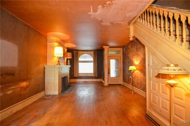 1650 Mineral Spring Rd, Reading, PA 19602 - photo 3