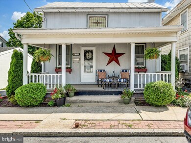 24 E Carpenter Ave, Myerstown, PA 17067 - photo 3