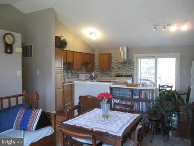 22200 Stablehouse Dr, Sterling, VA 20164 - photo 7