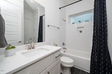 7-web-or-mls-2135 Blazing Trail Dr (2 of