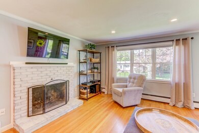 15 Hemlock Dr, Medway, MA 02053 - photo 4