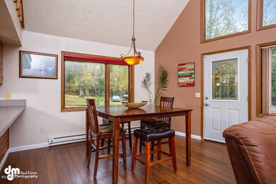 Dining Area 0385-SMALL