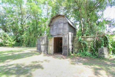 10301 E Sligh Ave, Tampa, FL 33610 - photo 2