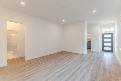 10739 Pine Pink, Conroe, TX 77385 - photo 6