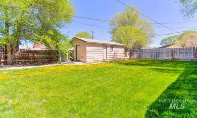 312 S Holly St, Nampa, ID 83686 - photo 7