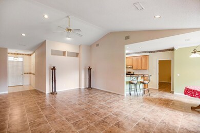 112 Greenview Cir, Dothan, AL 36301 - photo 3