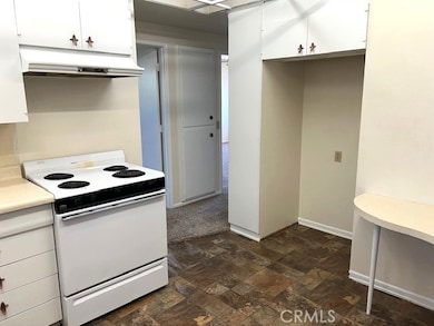 681 Shasta Way, Hemet, CA 92543 - photo 5