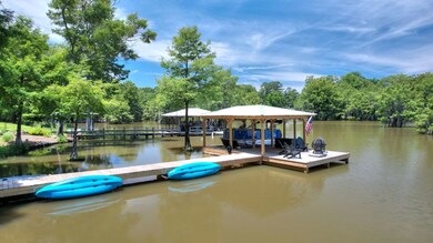 Dock/Boathouse/Pier