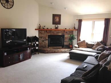 Vaulted Ceiling spacious with beautiful fireplace