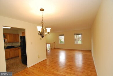 14916 Pomquay Ct, Gaithersburg, MD 20878 - photo 6