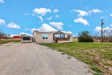 115 Vinall Cir, Decatur, TX 76234 - photo 3