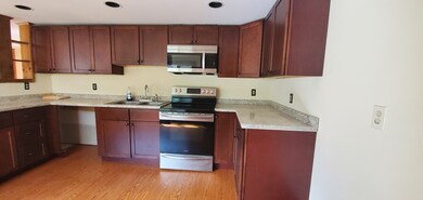 358 Tully Rd, Orange, MA 01364 - photo 4