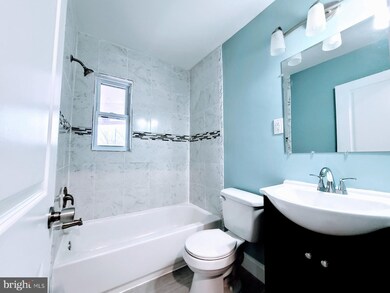 5514 Kennedy St, Riverdale, MD 20737 - photo 5