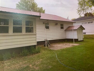 43 Michigan St, Millinocket, ME 04462 - photo 2