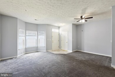 8210 Barrington Ct, Severn, MD 21144 - photo 6