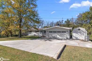 10161 Jimtown Rd, Danville, IA 52623 - photo 4