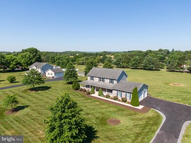 445 Quaint Swan Dale Dr, Martinsburg, WV 25404 - photo 2