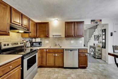 39 Highland St, Woburn, MA 01801 - photo 6