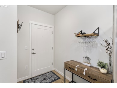 11715 SW Valencia Ln unit 202, Wilsonville, OR 97070 - photo 4