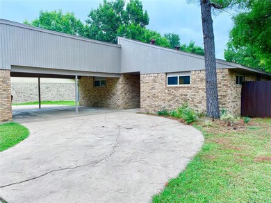 420 Martin St, Bonham, TX 75418 - photo 2