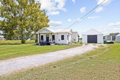 2-web-or-mls-5605 Beau Rd-2