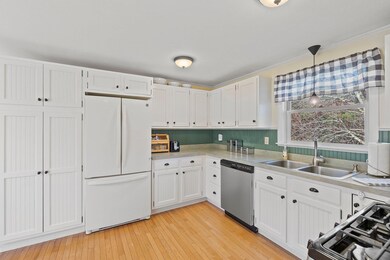 290 Cross Rd, Pembroke, NH 03275 - photo 2