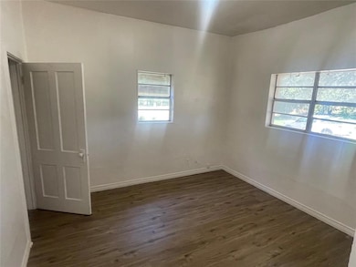 310 N 20th St, Clinton, OK 73601 - photo 5