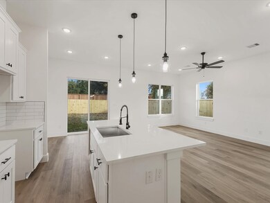 6524 Apollo St, Houston, TX 77091 - photo 5