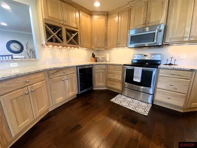 26 26 S Highland Ave, New Ulm, MN 56073 - photo 3