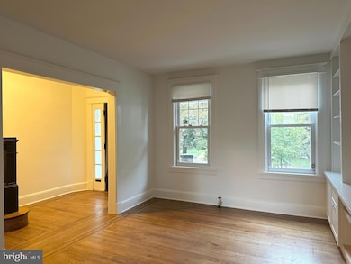 2910 Cresmont Ave, Baltimore, MD 21211 - photo 7