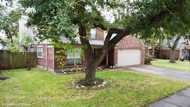 10838 Spruce Dr S, La Porte, TX 77571 - photo 3