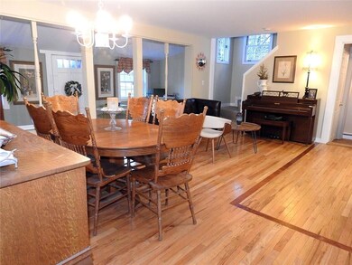 42 Swan St, Portland, ME 04102 - photo 5